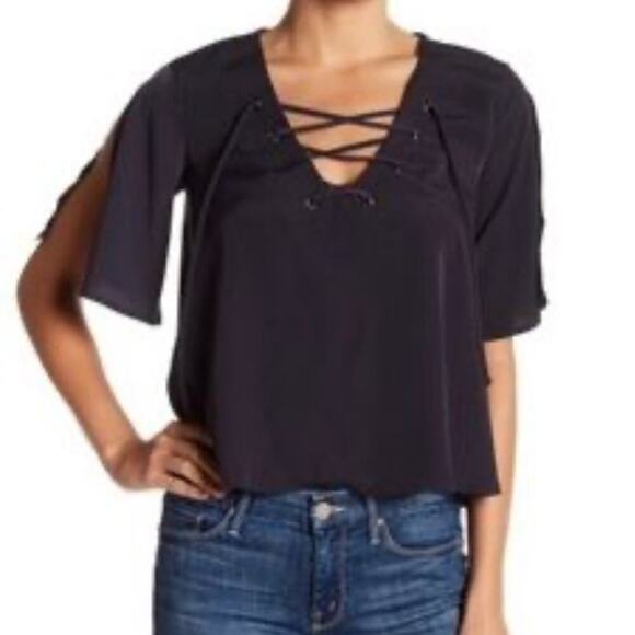 Madison & Berkeley Womens Gray Cropped Blouse Size Medium - Picture 1 of 9